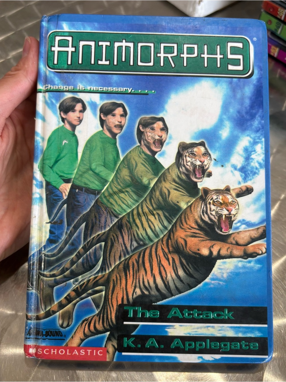 Animorphs Hardcover Book #26 The Attack By K.A. Applegate Scholastic Y2K Tiger